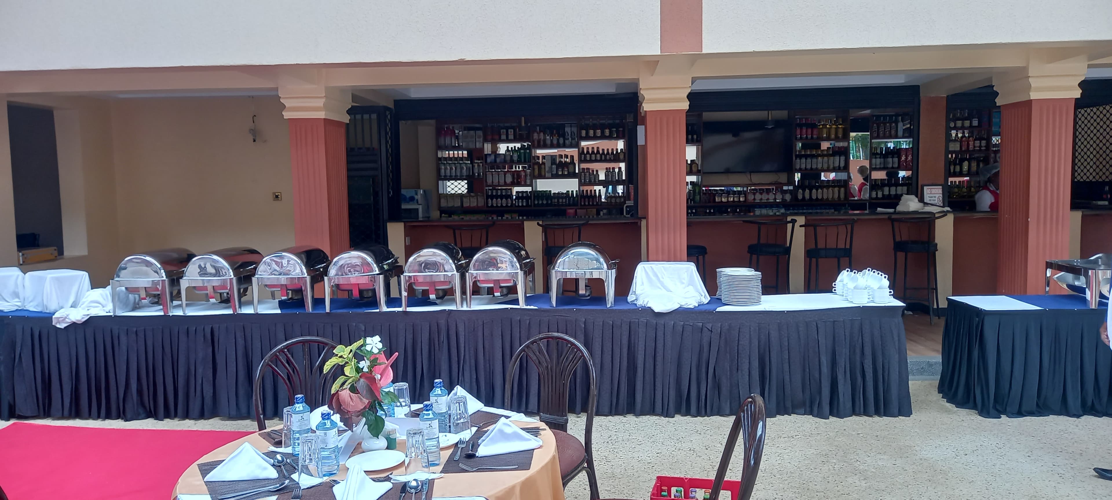 Open bar and counter